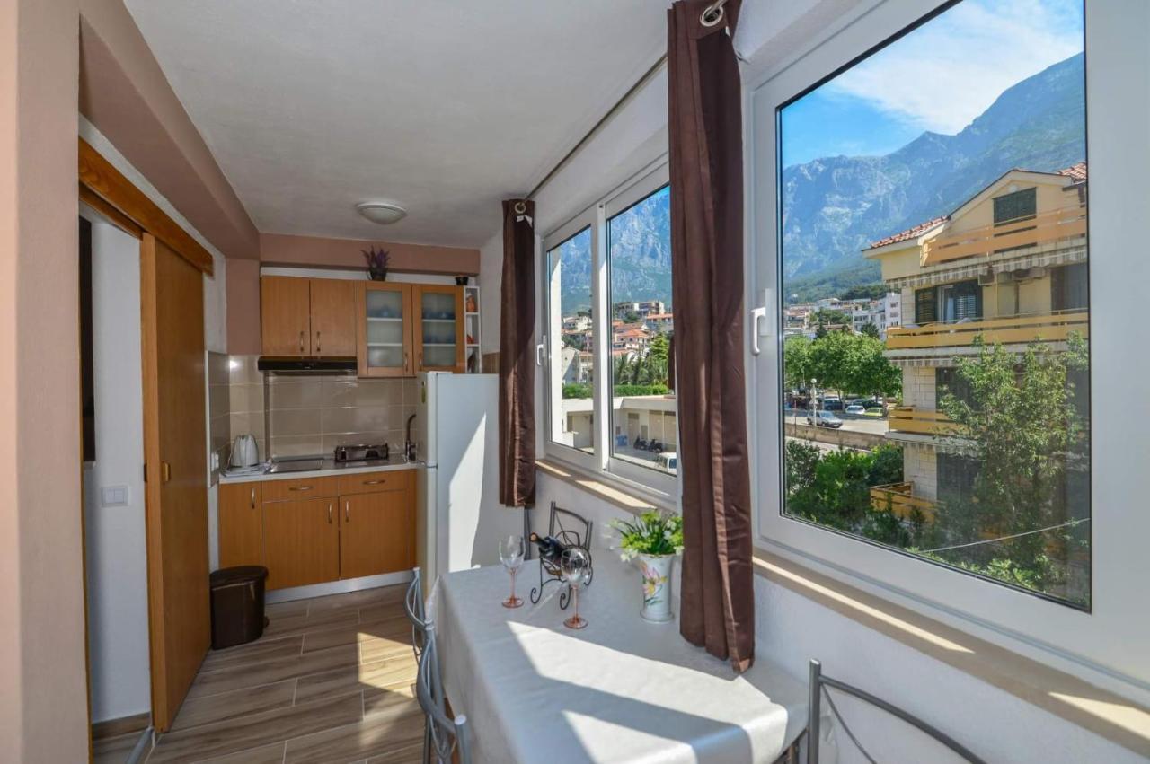 Apartments Luxury Oasis Makarska Exterior photo