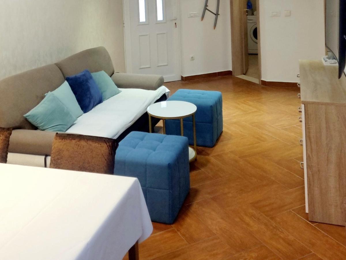 Apartments Luxury Oasis Makarska Exterior photo
