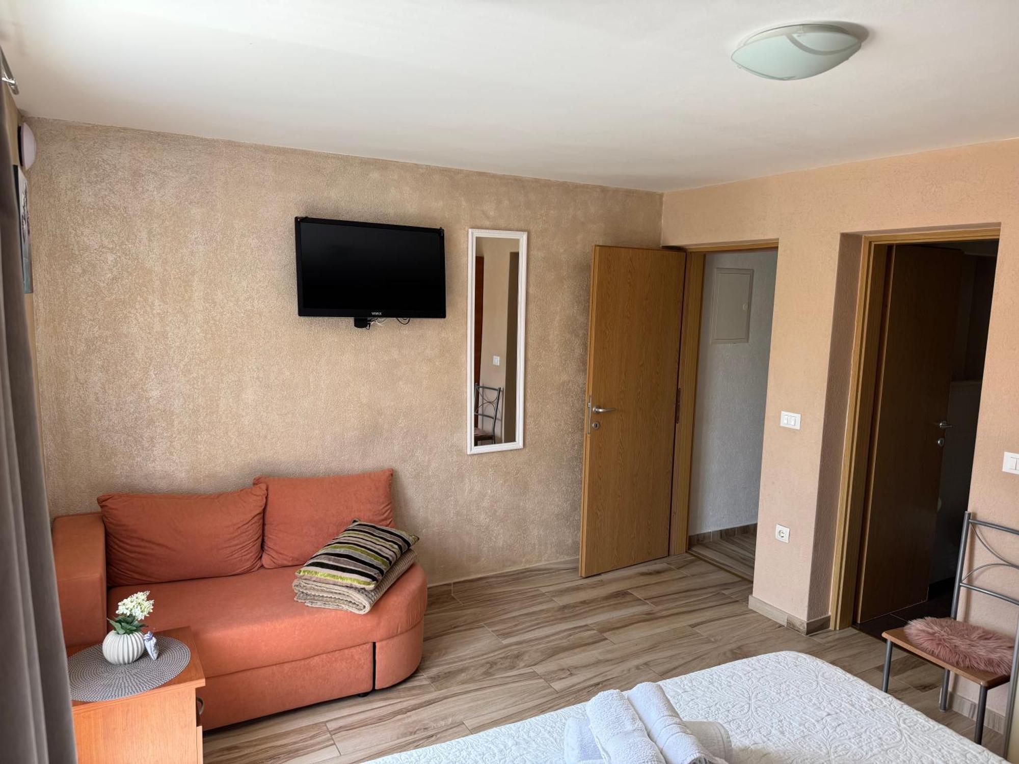 Apartments Luxury Oasis Makarska Exterior photo