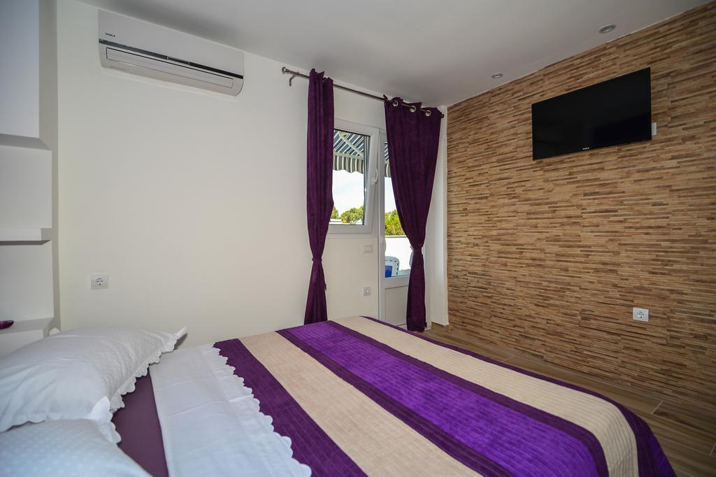 Apartments Luxury Oasis Makarska Exterior photo